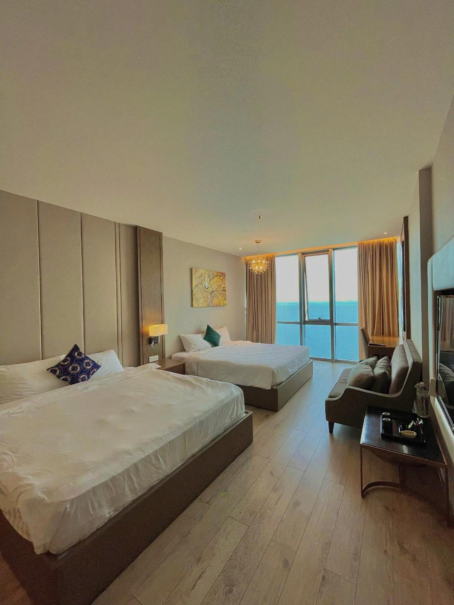 Cozy Panorama Apartment In Front Of The City Center Beach Нячанг Экстерьер фото
